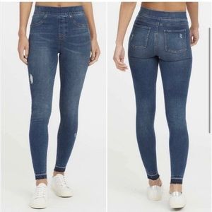 Spanx distressed jeans size petite xs.